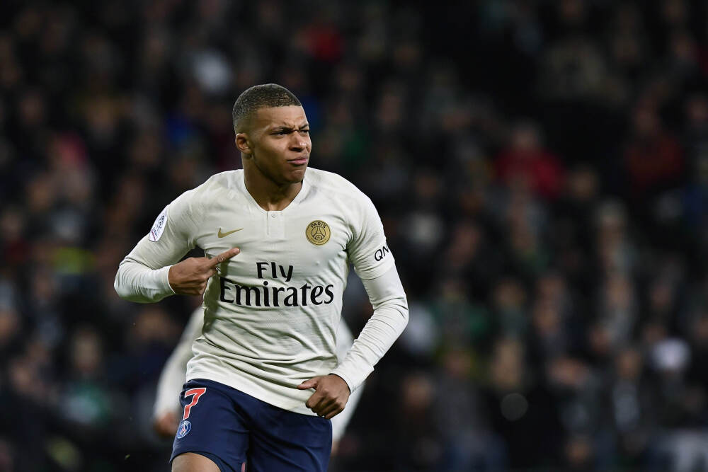 海斯谈雷霆：上季他们防守就已经非常出色了 现在还要更棒一些